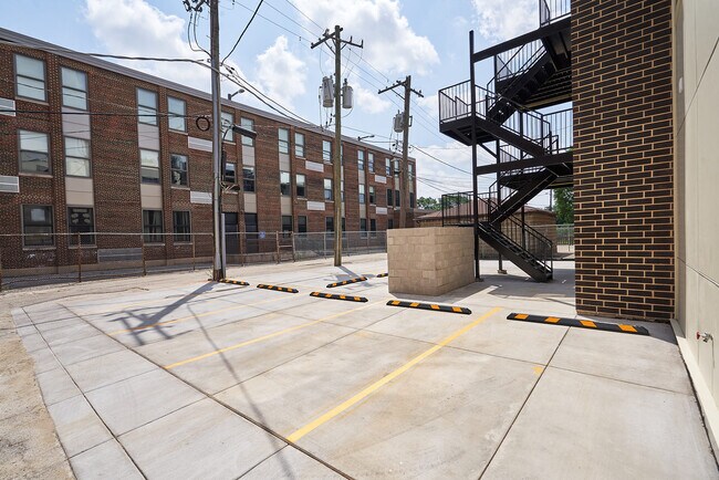Foto del edificio - 6029 S Champlain Ave