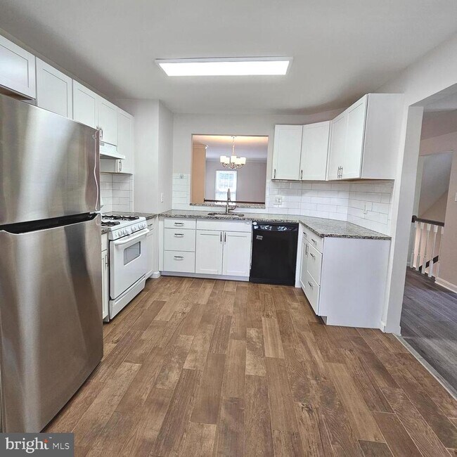 Foto del edificio - 7275 Worsley Way