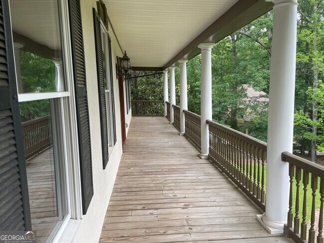 Foto del edificio - 612 Graystone Ct