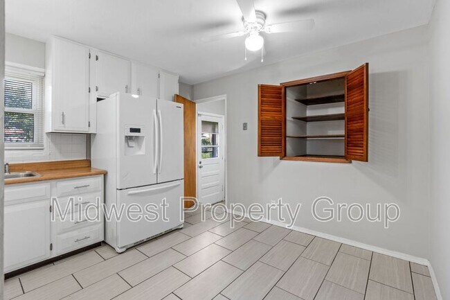 Foto del edificio - 1145 Scott Ave