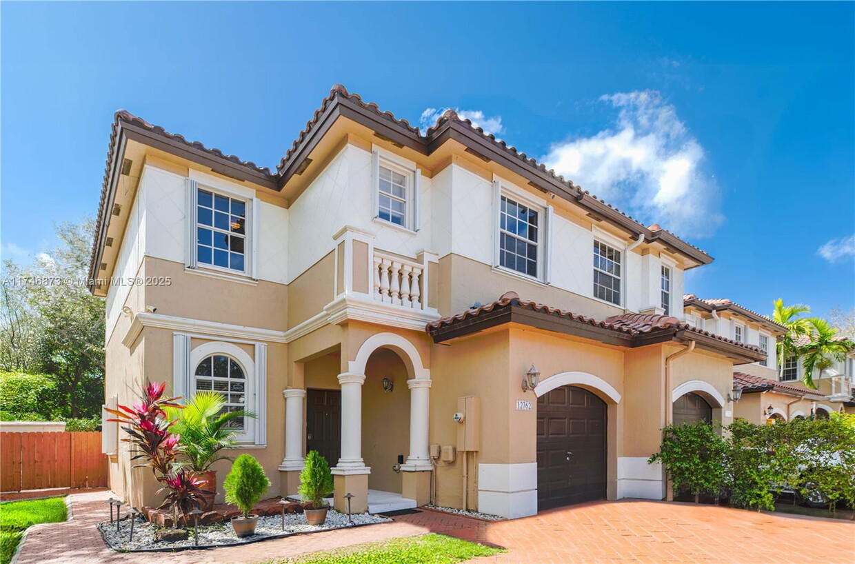 Foto principal - 12762 SW 49th Ct
