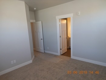 Building Photo - 1152 N West Rim Dr