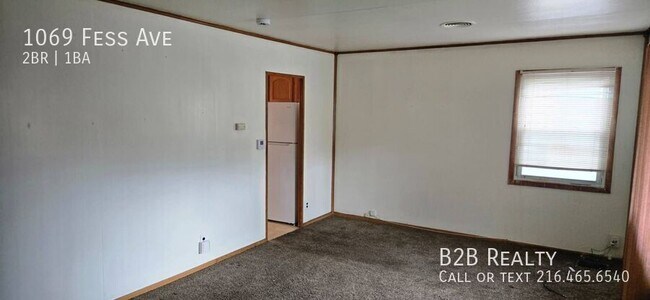 Foto del edificio - 1069 Fess Ave