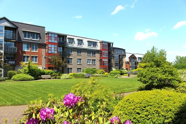 Photo du bâtiment - Bishop’s Landing