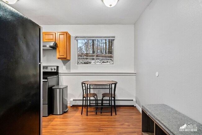 Foto del edificio - 3419 Murphy Cir