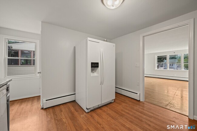 Foto del edificio - 58 Jackson Ave