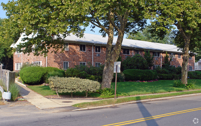 Foto del edificio - Heckscher Park Gardens