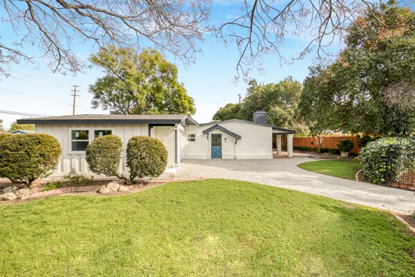 Building Photo - 8666 Keokuk Ave