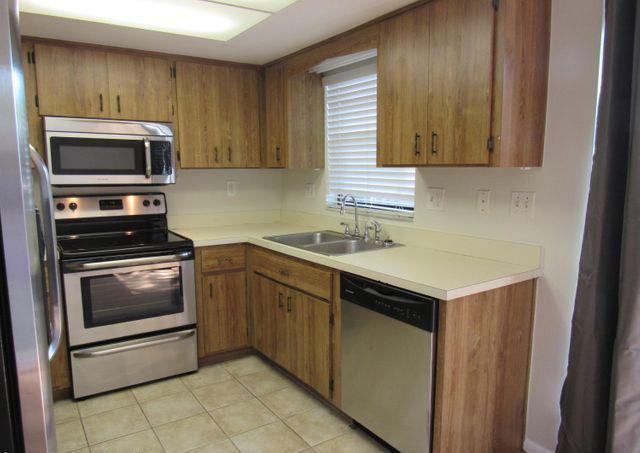 Building Photo - 113 Harbor Drive