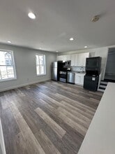 Building Photo - 3847 Terrace St