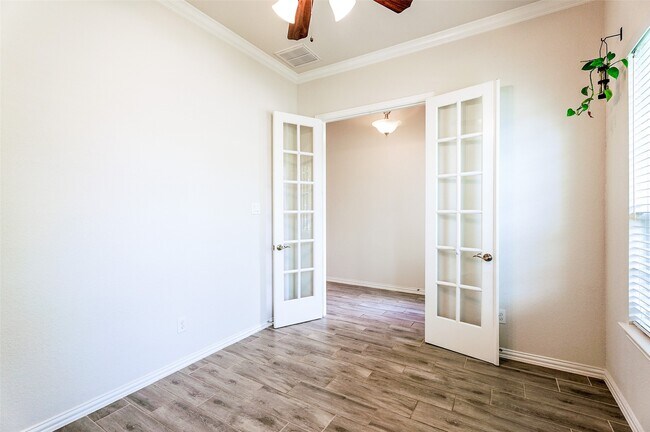 Foto del edificio - 28231 Moon Portrait Ln