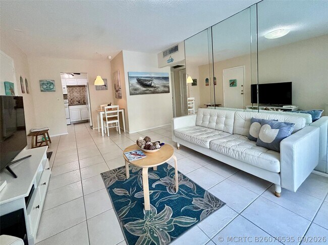Foto del edificio - 424 N Riverside Dr