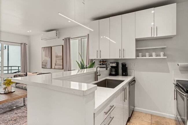 Foto del edificio - 2207 Ocean Front Walk