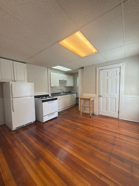 Foto del edificio - 135-137 Lynde St