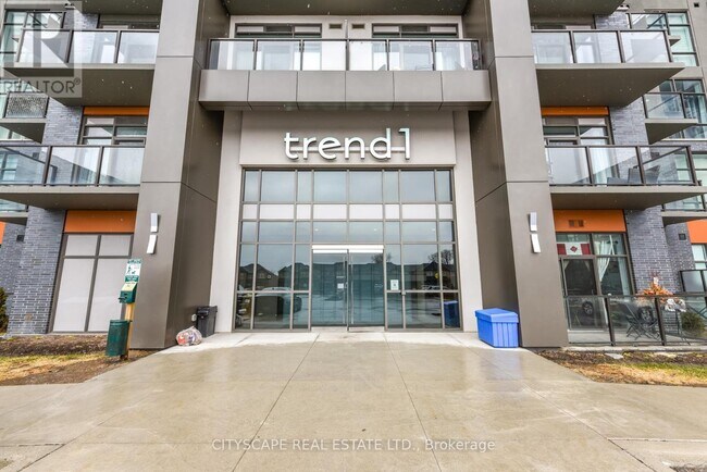 Photo du bâtiment - 450 Dundas St E