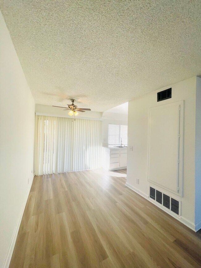 Foto del edificio - Todd Ranch Condo Welcome to the Todd Ranch Condo, 3-bedroom, 2-bathroom home located in the vibra...