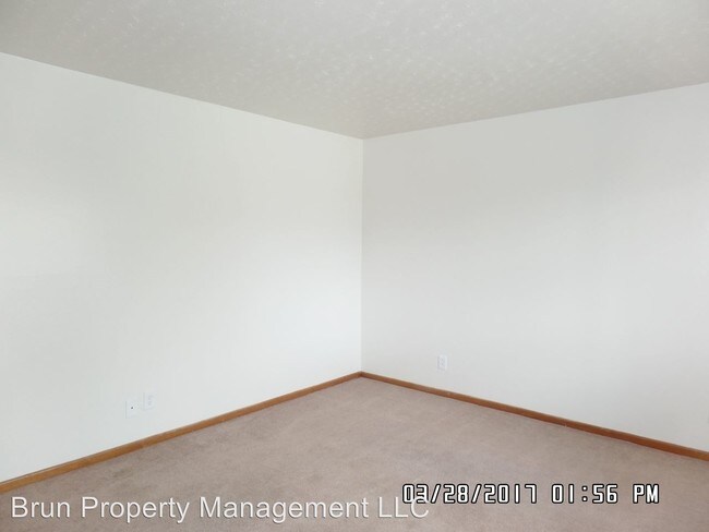 Building Photo - 2927 Whittle Springs Rd