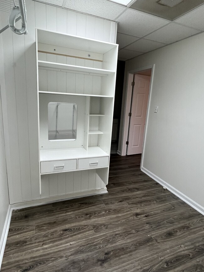 Foto del edificio - 6620 Little Mill Rd