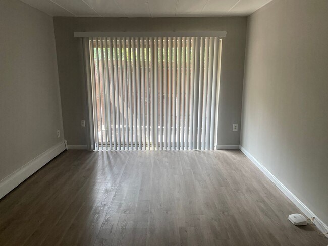 Foto del edificio - 539 Lowell Ave