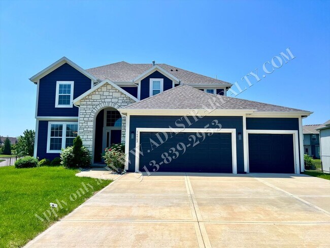 Foto del edificio - Beautiful 4 Bed 3.5 Bath Home in Olathe-Av...