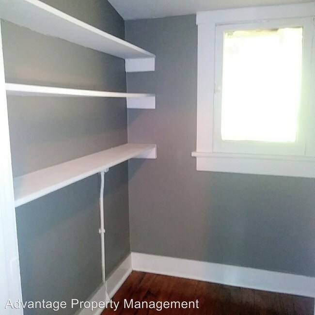 Foto del edificio - 3 br, 2 bath House - 110 Stonewall St.