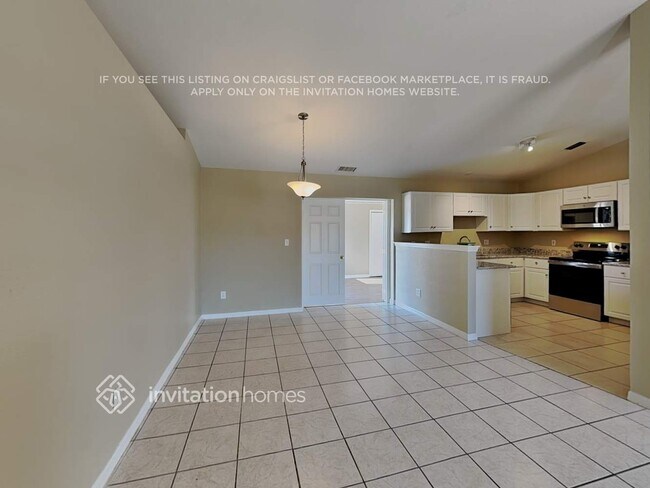 Foto del edificio - 2252 S Chamberlain Blvd