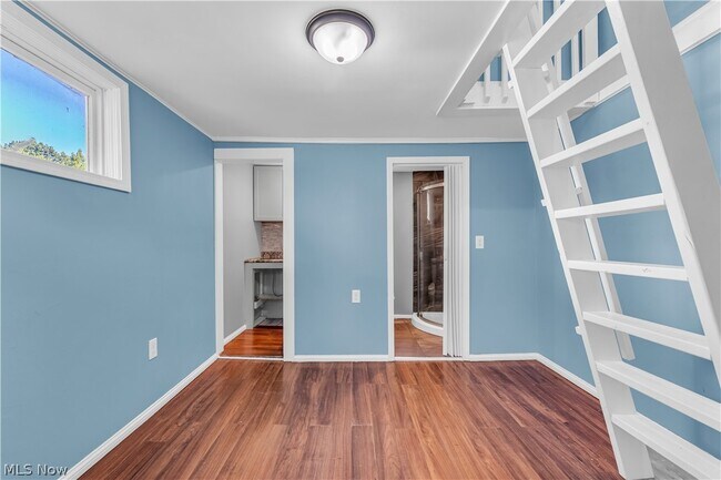 Foto del edificio - 3900 W 33rd St