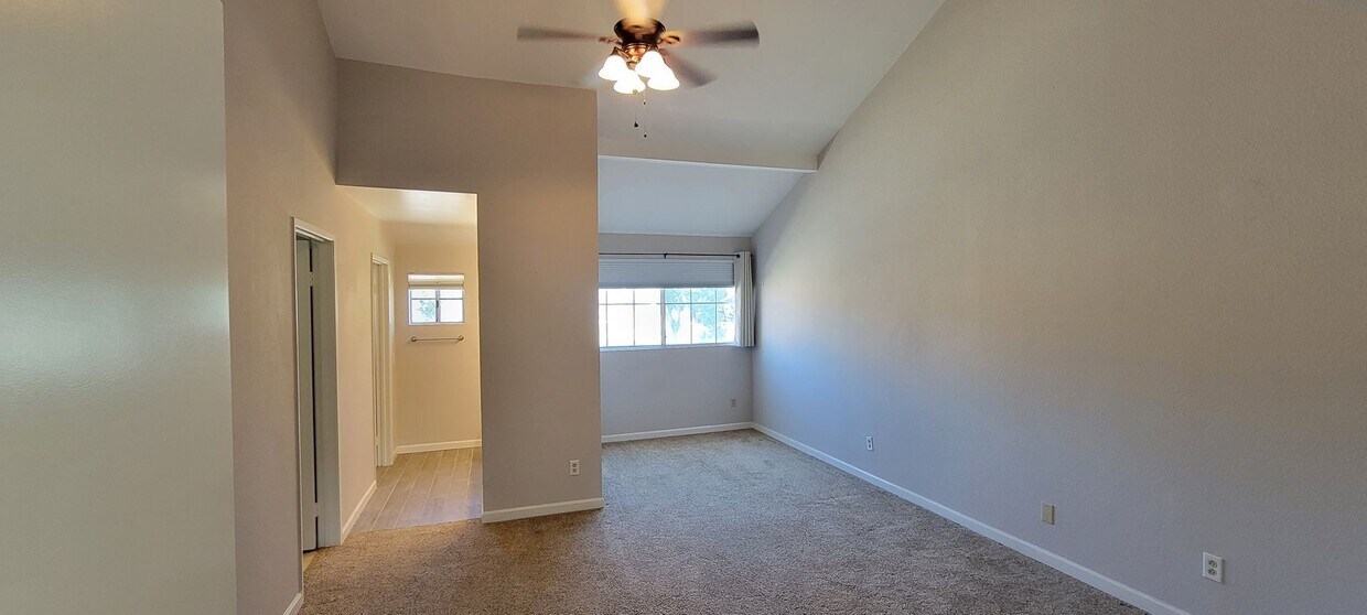 SANTEE TOWNHOME 2 CAR GARAGE Apartments in Santee, CA Westside Rentals
