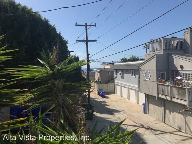 Building Photo - 1 br, 1 bath House - 328 Kolmar St.