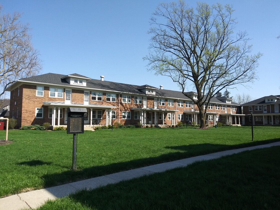 Building Photo - Washington Court Apartments