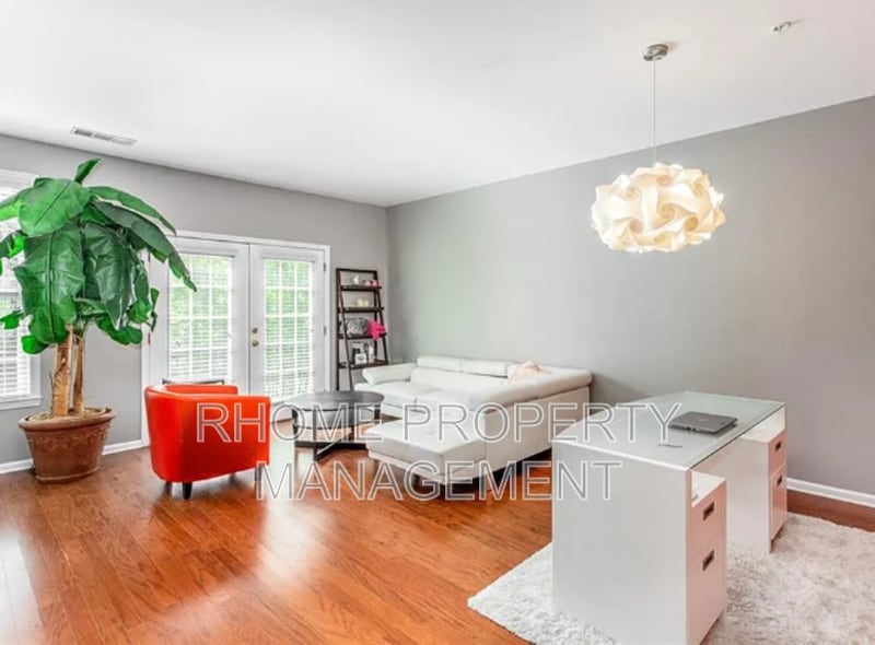 Photo - 6240 Sawtooth Oak Court SE