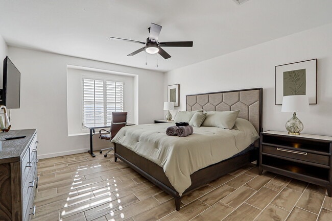 Main bedroom - 11663 Dos Palmas Dr