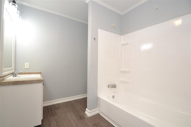 Building Photo - 11715 Greenglen Dr