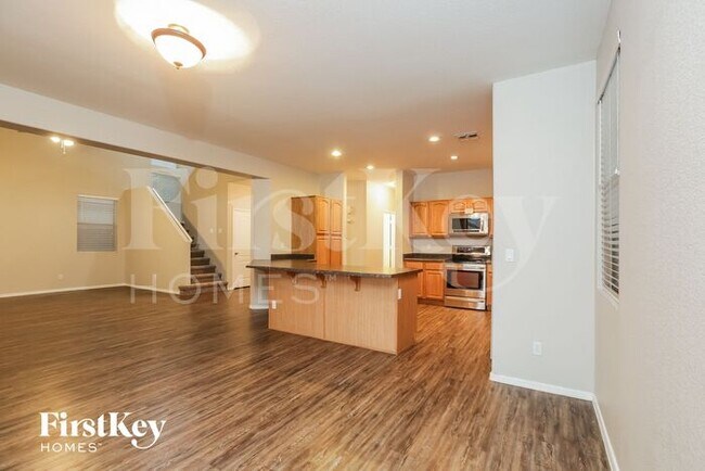 Foto del edificio - 8812 N 57th Dr