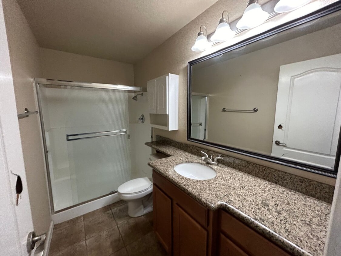 Building Photo - Welcome to Suncrest Villas