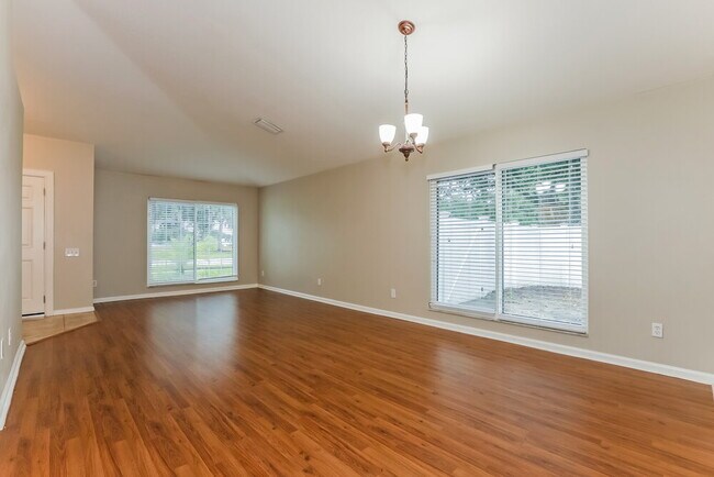 Foto del edificio - 10469 Hunters Haven Blvd