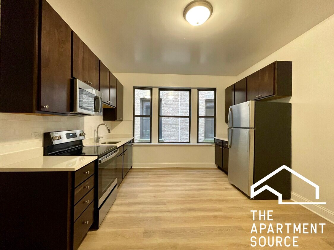 Foto principal - 2323 N Kedzie Blvd