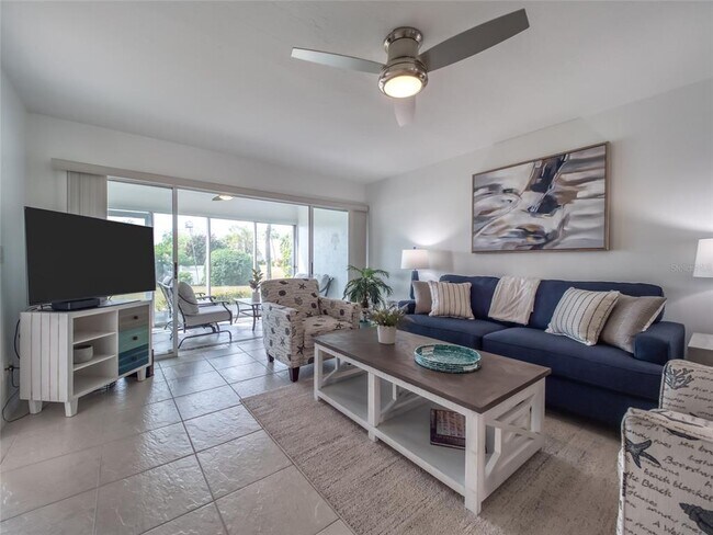 Foto del edificio - 5204 Wedgewood Ln