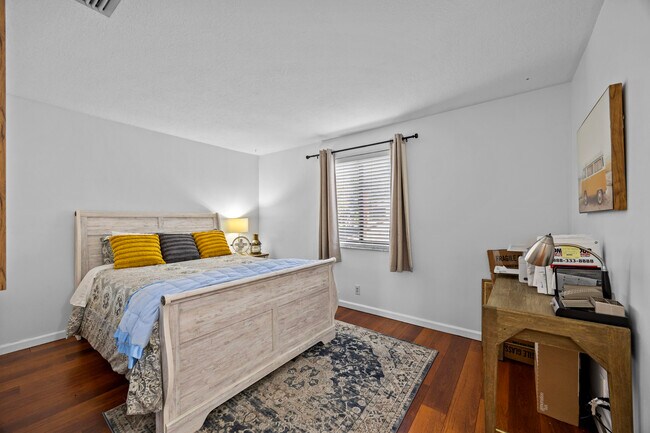 Foto del edificio - 15 Vía De Casas Sur