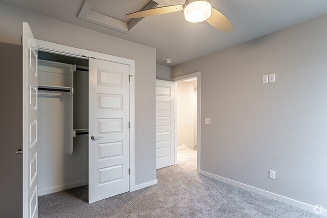 3BR, 2.5BA, 1,289SF - Rupple Townhomes