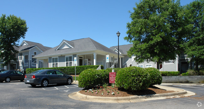 Building Photo - Avonlea Apartments