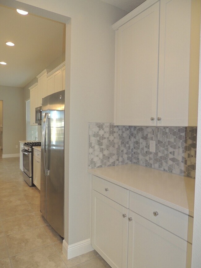 Foto del edificio - CALL ED FOR SHOWING APPOINTMENTS (352) 217-0284