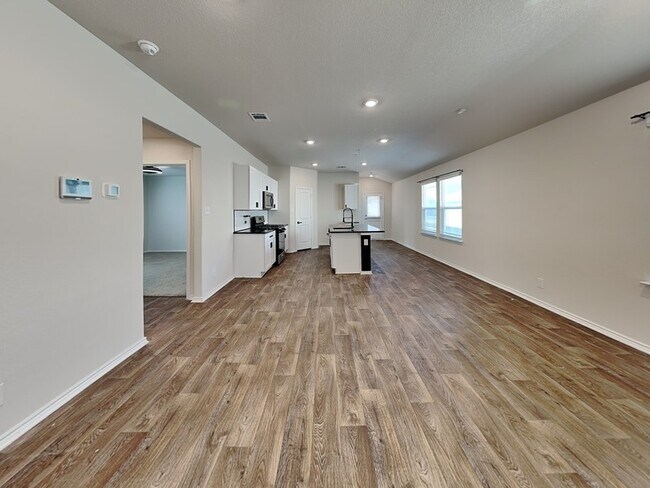 Building Photo - 10516 Pomme