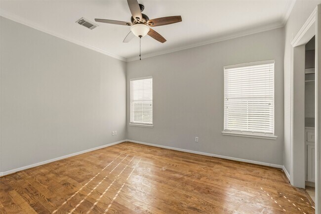 Foto del edificio - 822 Stuart St