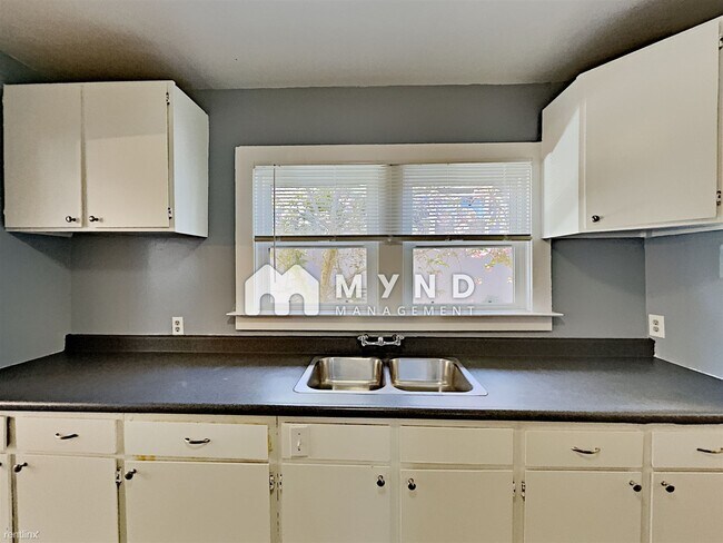 Foto del edificio - 2 br, 1 bath House - 1776 Excelsior Ave