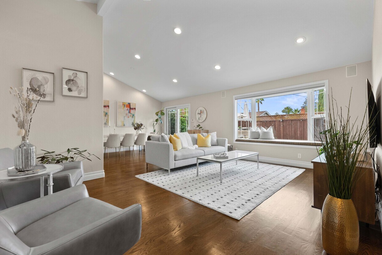 Foto principal - 841 W Latimer Ave