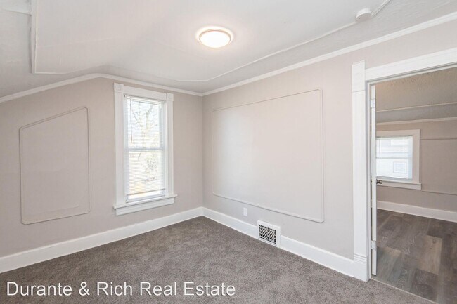 Building Photo - 2 br, 1 bath House - 2313 E Morgan Ave