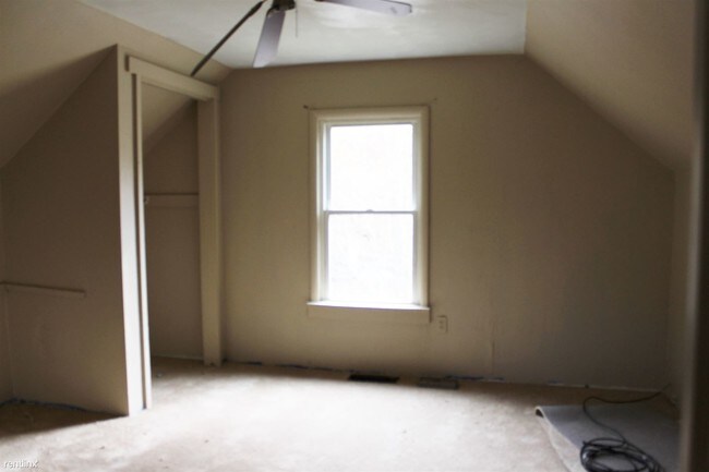 Building Photo - 209 Reed Ave