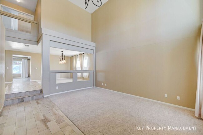 Building Photo - 9684 Summer Cypress St