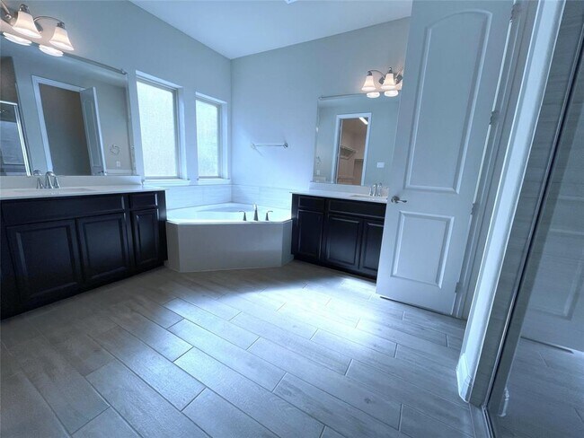 Foto del edificio - 14272 Sedge Grass Dr
